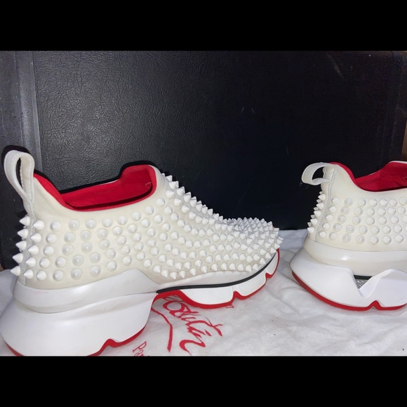 CHRISTAN LOUBOUTIN SIZE 5 SNEAKERS - Picture 3 of 3